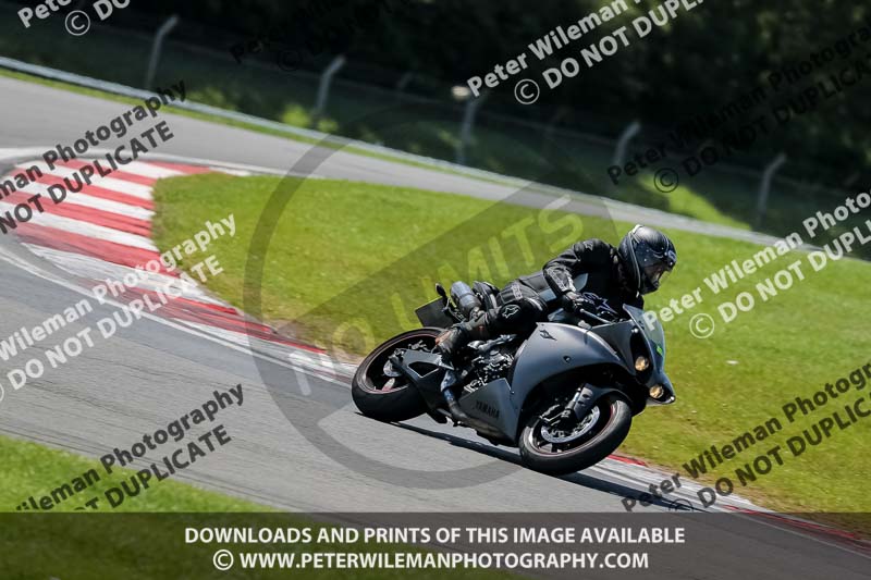 donington no limits trackday;donington park photographs;donington trackday photographs;no limits trackdays;peter wileman photography;trackday digital images;trackday photos